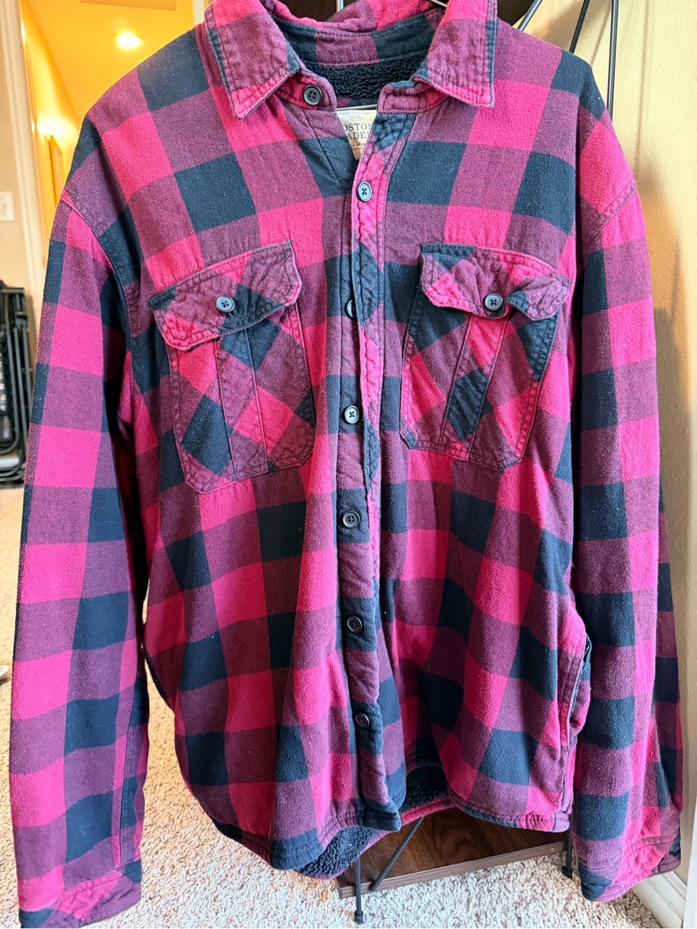 Men’s Plaid Button-Up Fleece Shirt - Red & Black